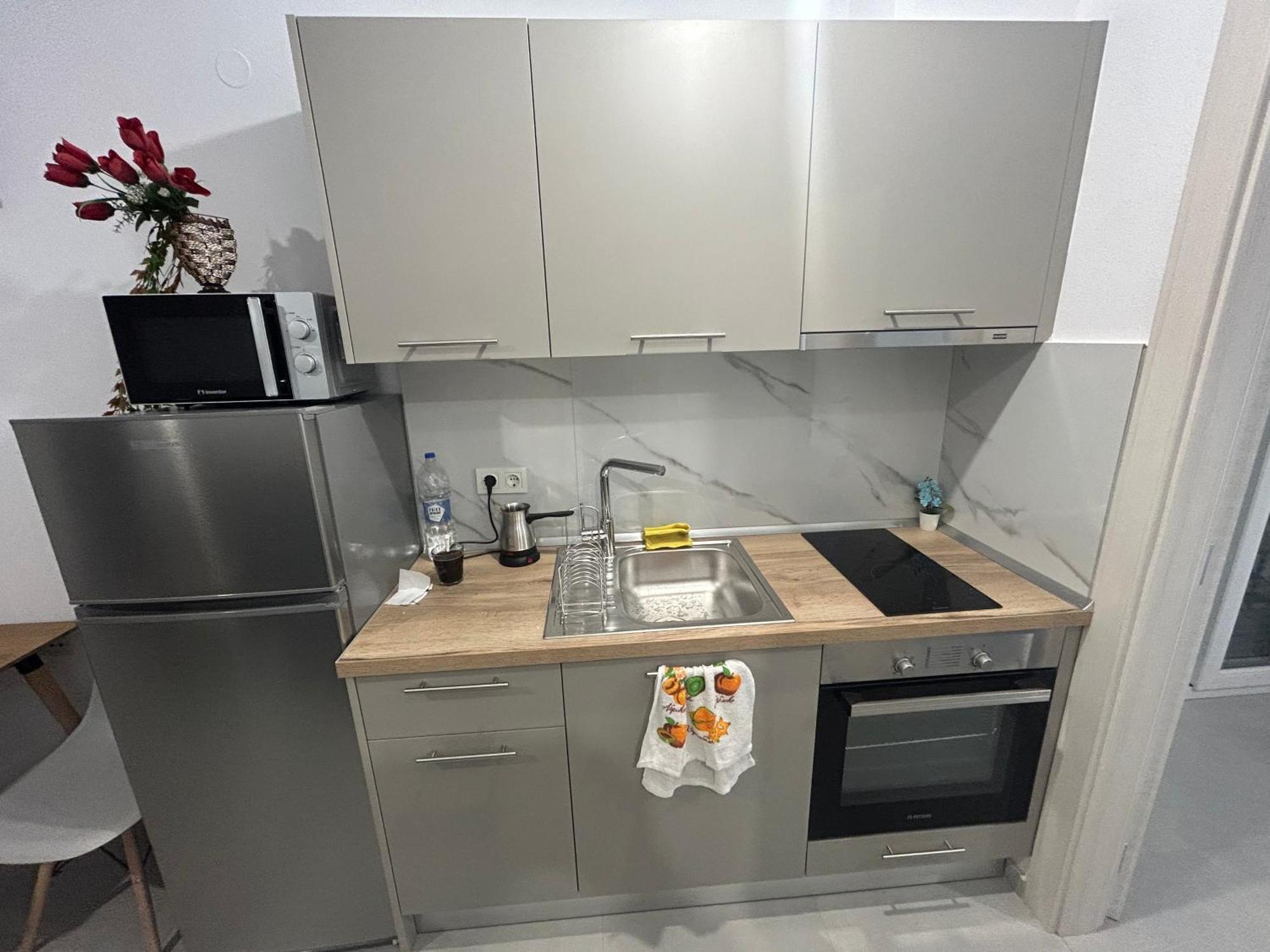 Ofrínion Kalofas Apartments Amaryllis מראה חיצוני תמונה