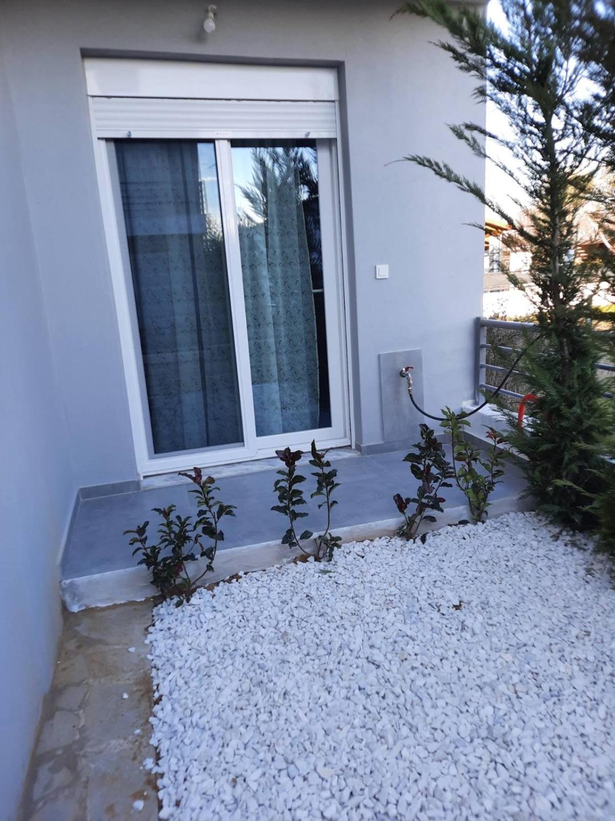 Ofrínion Kalofas Apartments Amaryllis מראה חיצוני תמונה